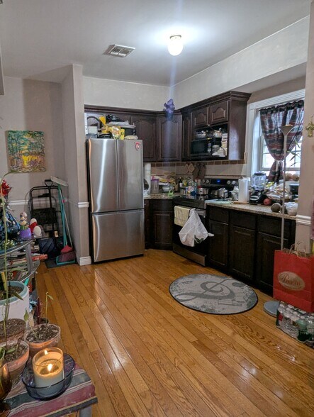 More Photos Of 150 Monticello Ave, Jersey City Apartments For Sale