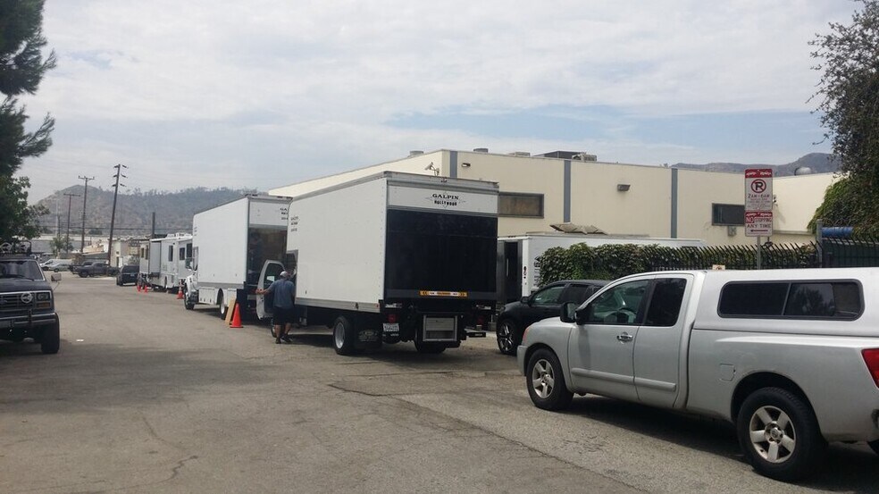 More Photos Of 5301 Exchange St, Los Angeles Service For Lease