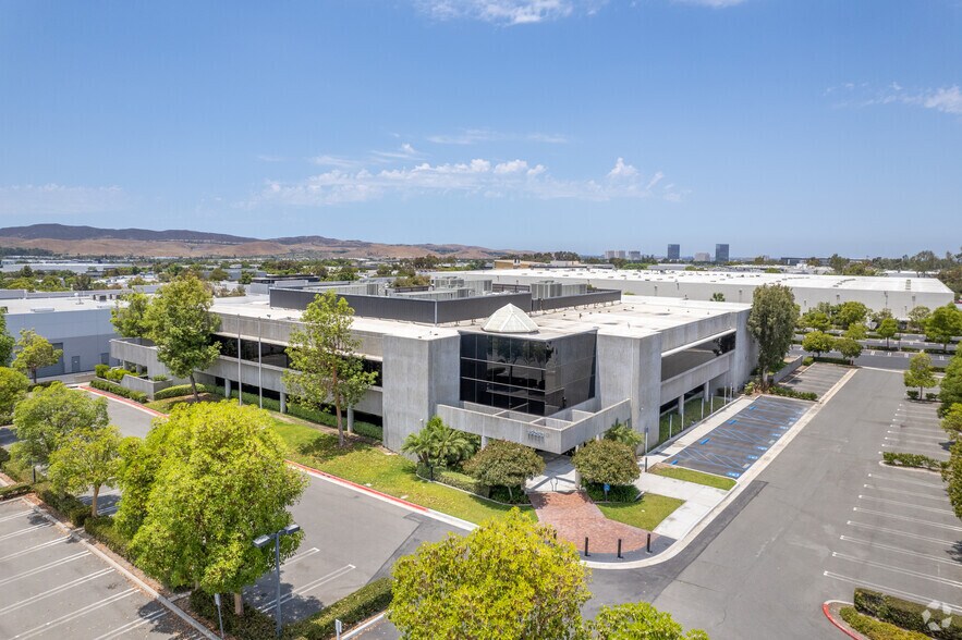 More Photos Of 15253 Bake Pky, Irvine Loft Creative Space For Sale