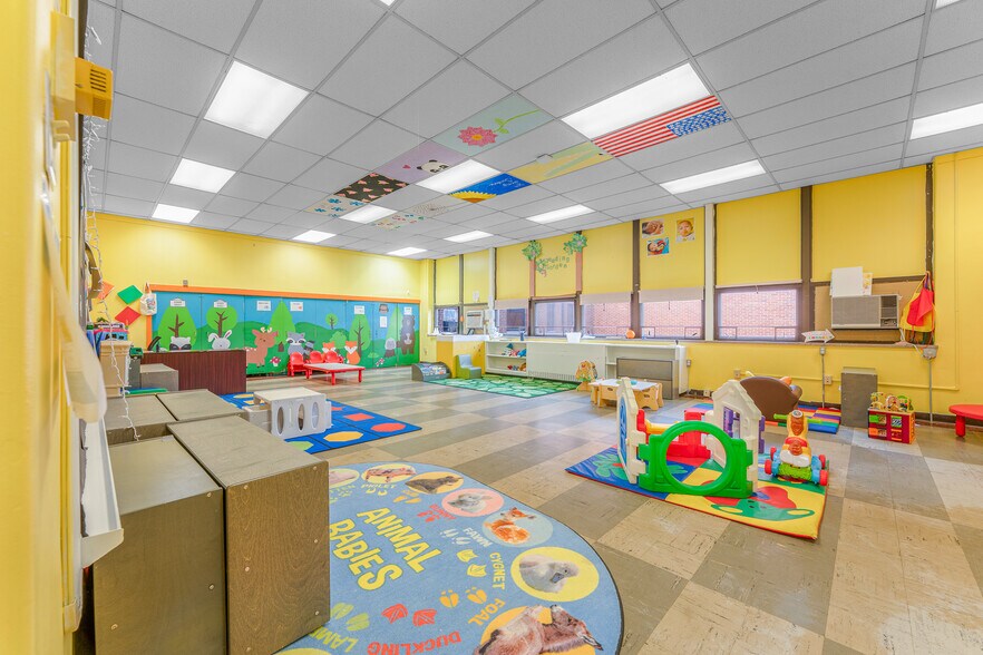 More Photos Of 300 North St, Waynesburg Schools For Sale