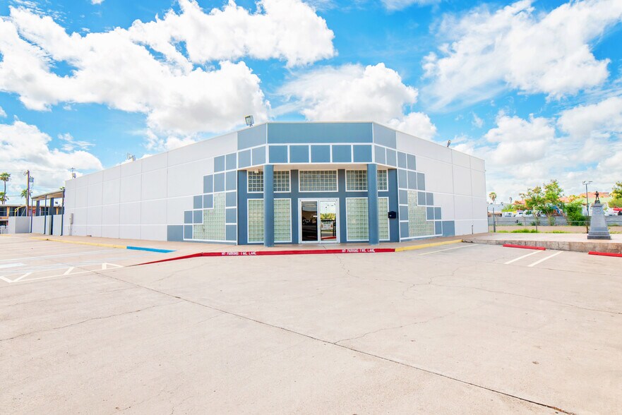 More Photos Of 5219 Tesoro Plz, Laredo Lodge Meeting Hall For Sale