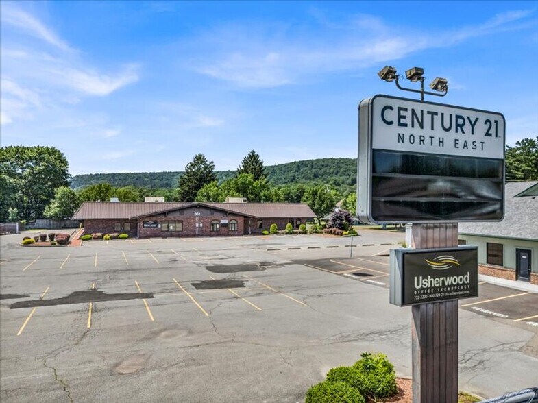 More Photos Of 201 Oakdale Rd, Johnson City General Retail For Sale