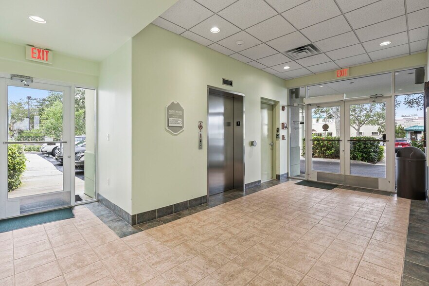 More Photos Of 1285 36th St, Vero Beach Medical For Lease
