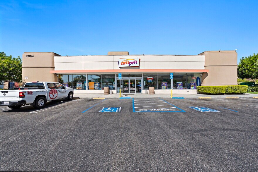 More Photos Of 27412 Antonio Pky, Ladera Ranch Storefront For Lease