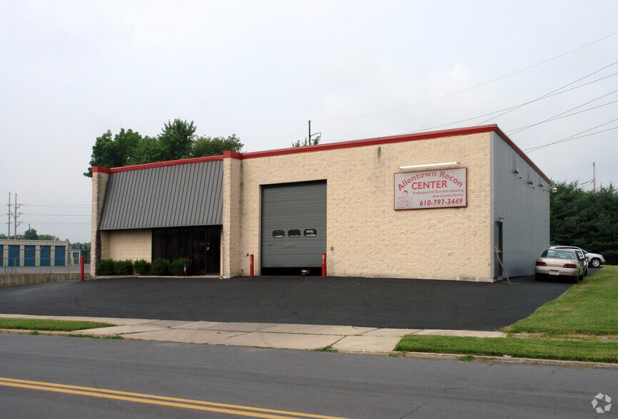 More Photos Of 2336 S 12th St, Allentown General Retail For Lease