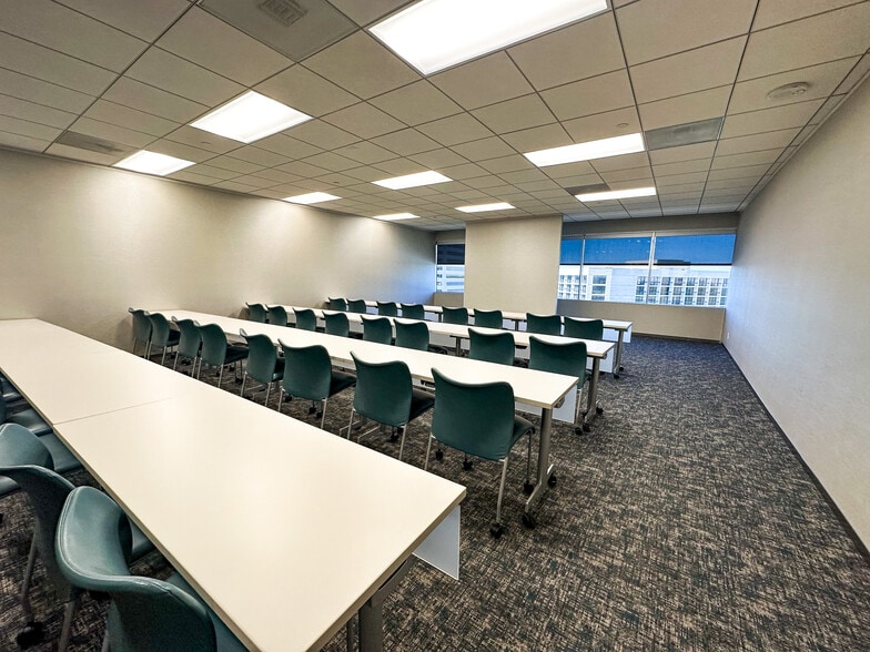 More Photos Of 4265 San Felipe St, Houston Coworking Space