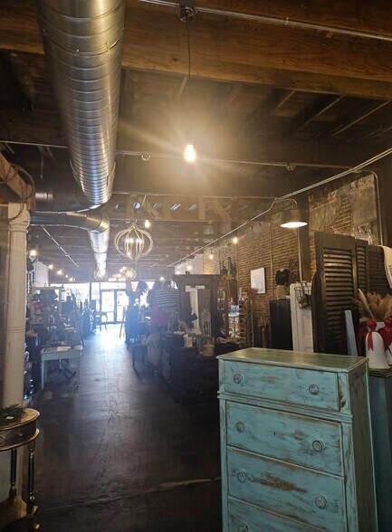 More Photos Of 119 S 3rd St, Smithfield Storefront For Lease