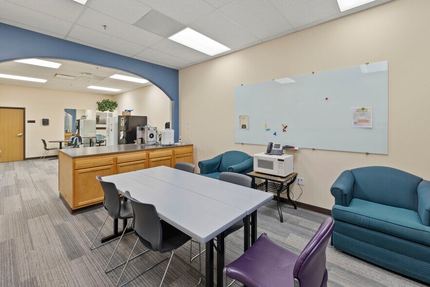 More Photos Of 6436 S Hwy 85-87, Colorado Springs General Retail For Sale