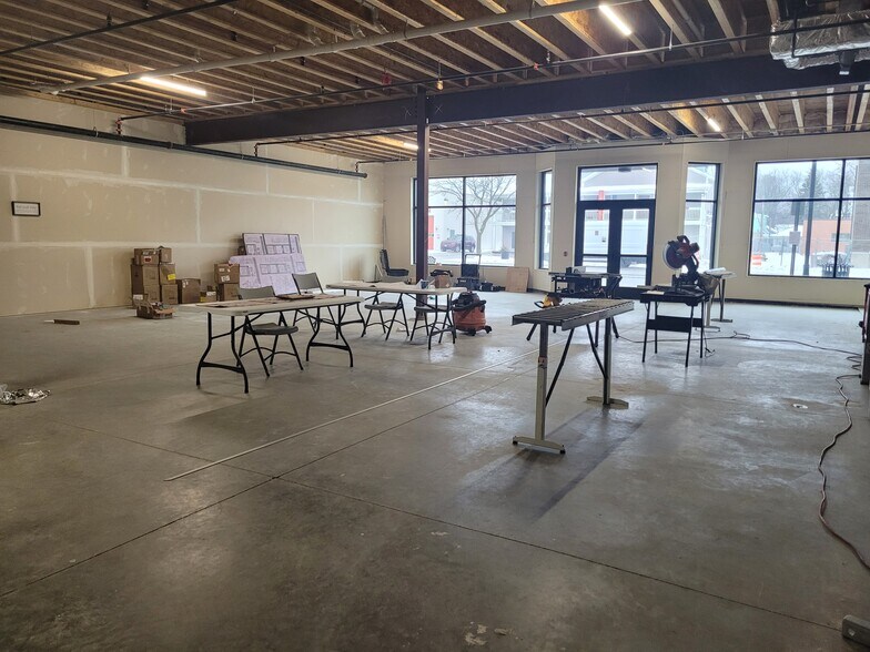 More Photos Of 120 N Bridge St, Linden Storefront Retail Office For Lease