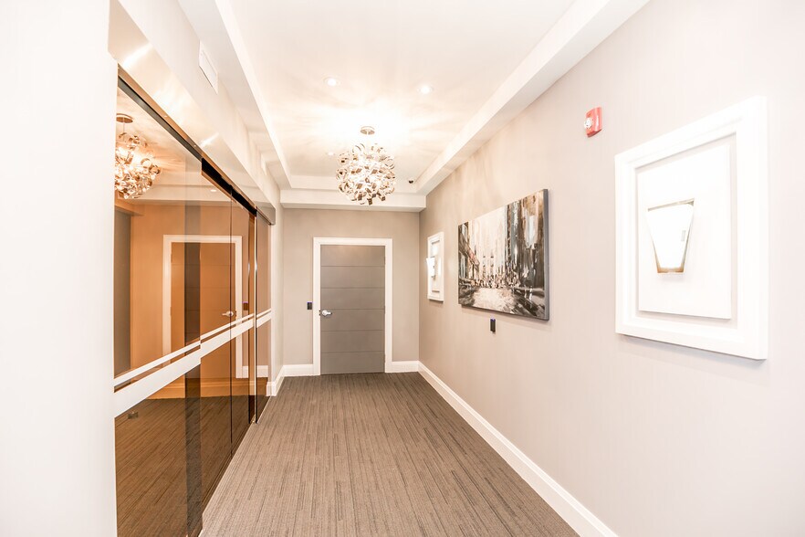 More Photos Of 290 Caldari Rd, Vaughan Coworking Space