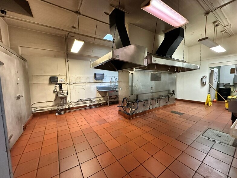 More Photos Of 300 Broadway, Oakland Office Residential For Lease