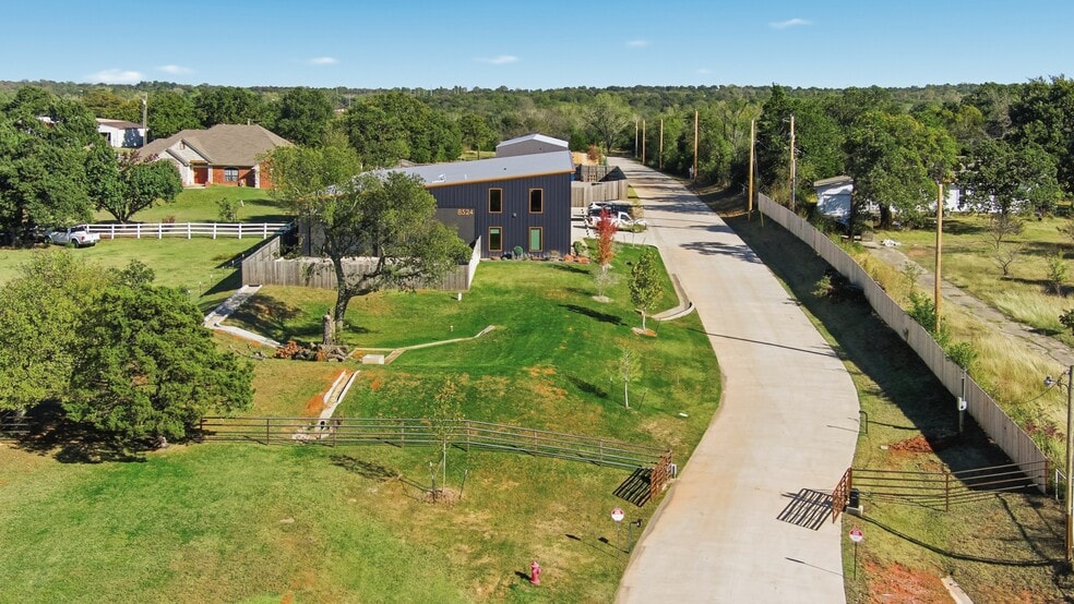 More Photos Of 8524 N Sooner Rd, Oklahoma City Industrial For Lease