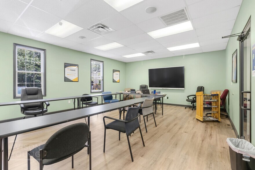 More Photos Of 634 Fairview Rd, Simpsonville Medical For Lease
