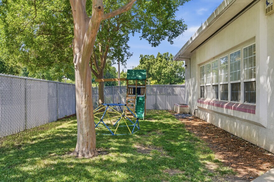 More Photos Of 2801 Godman Ave, Chico Office For Sale