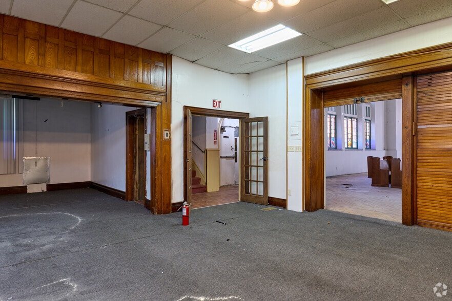 More Photos Of 159 Alexander St, Rochester Religious Facility For Sale