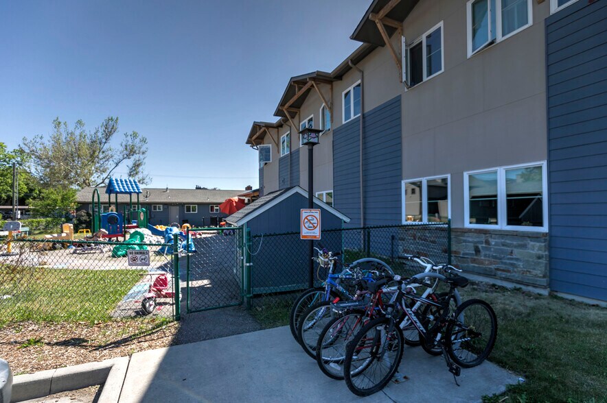 More Photos Of 2606 South Ave W, Missoula Shelter For Sale