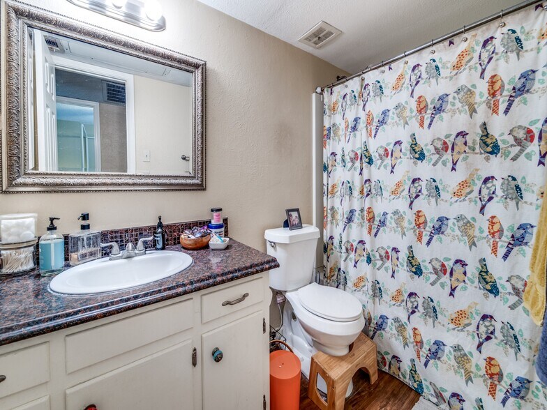 More Photos Of 5504-5508 Birchman Ave, Fort Worth Apartments For Sale