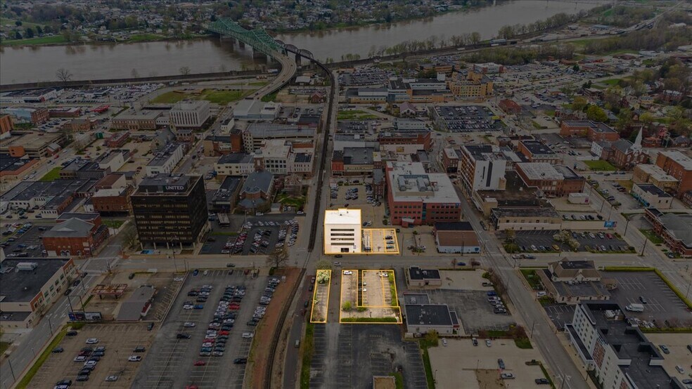 More Photos Of 601 Avery St, Parkersburg Office For Sale