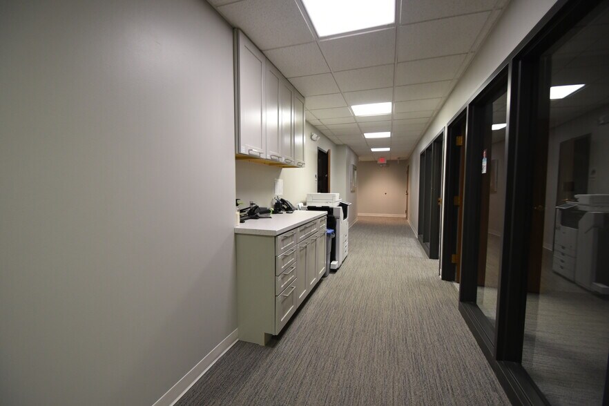 More Photos Of 901 13th Ave E, West Fargo Office For Sale