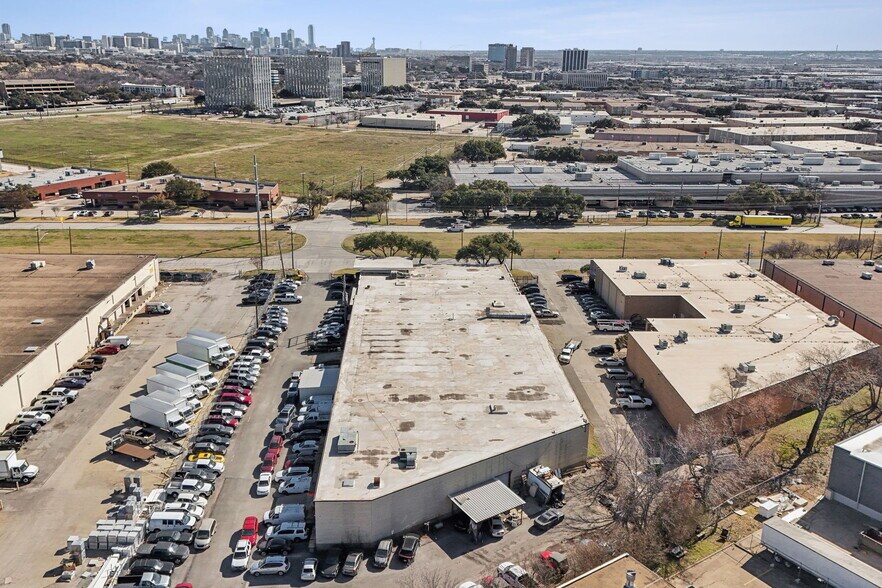 More Photos Of 1365 Regal Row, Dallas Distribution For Sale