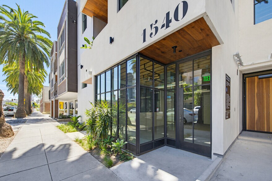 Primary Photo Of 1540 7th St, Santa Monica Loft Creative Space For Lease