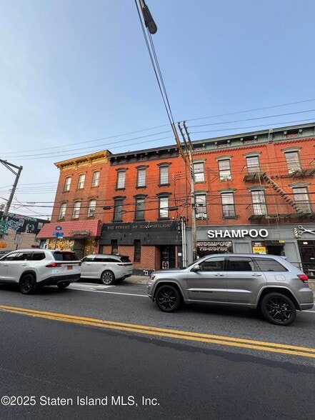 More Photos Of 664 Bay St, Staten Island Office For Sale