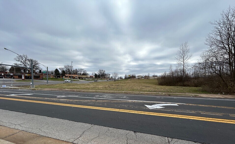 More Photos Of 9499 Lewis and Clark Blvd, Jennings Land For Sale