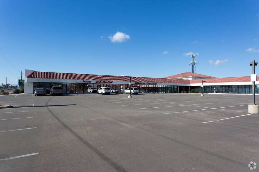 More Photos Of 9516 W Peoria Ave, Peoria Storefront For Lease