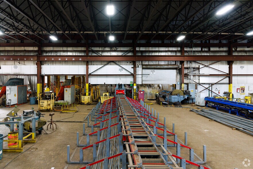 More Photos Of 4522 Wetzel Rd, Liverpool Manufacturing For Lease