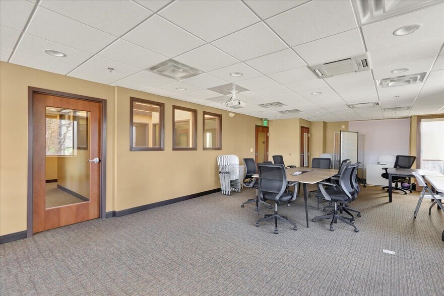 More Photos Of 2228 State Hill Rd, Reading Medical For Lease