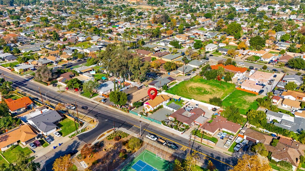 More Photos Of 328 W Phillips St, Ontario Schools For Sale