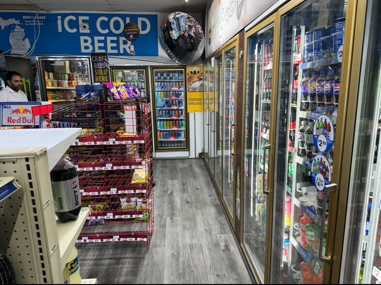 More Photos Of 24182 Red Arrow Hwy, Mattawan Service Station For Sale