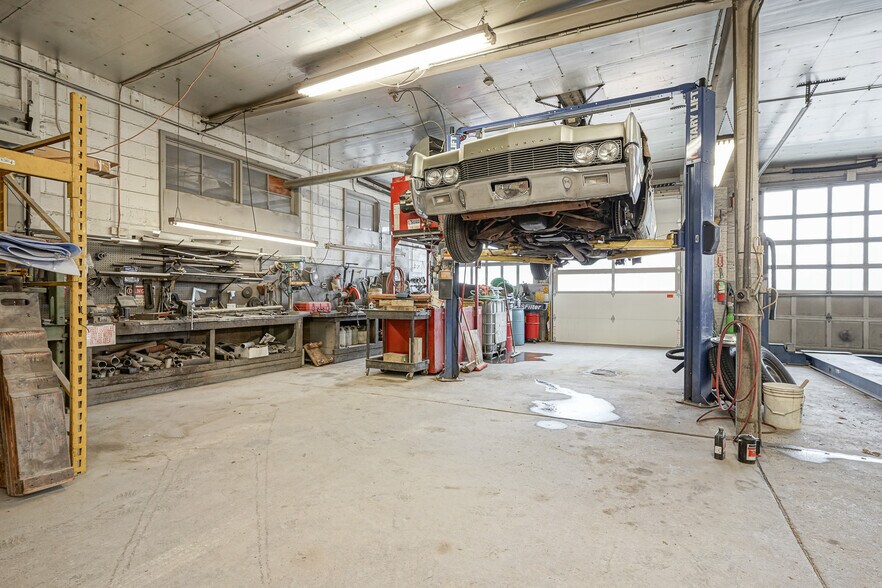 More Photos Of 100 White Horse Pike, Oaklyn Auto Dealership For Sale