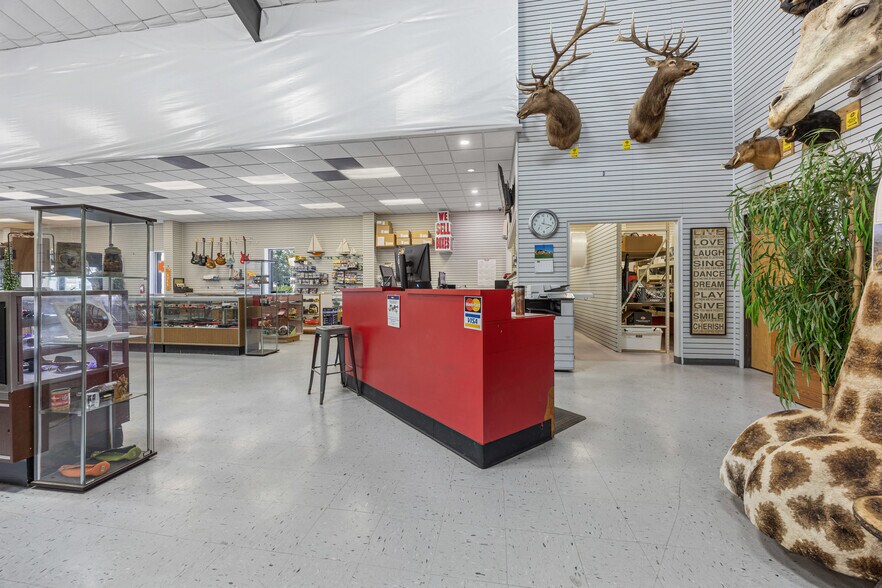 More Photos Of 3100 8th St S, Moorhead Freestanding For Sale