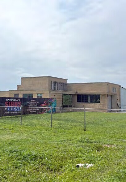 More Photos Of 6721 FM 535, Cedar Creek Industrial For Sale