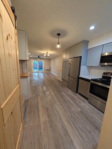 More Photos Of 863 Palomino Dr, Pleasanton Apartments For Sale