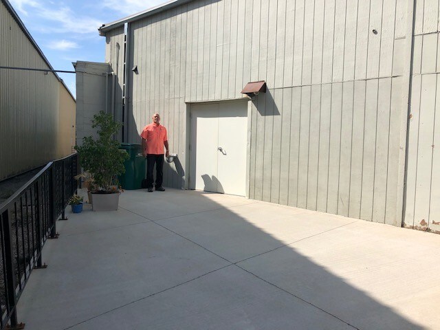 More Photos Of 1101 S Cliff Ave, Sioux Falls Freestanding For Lease