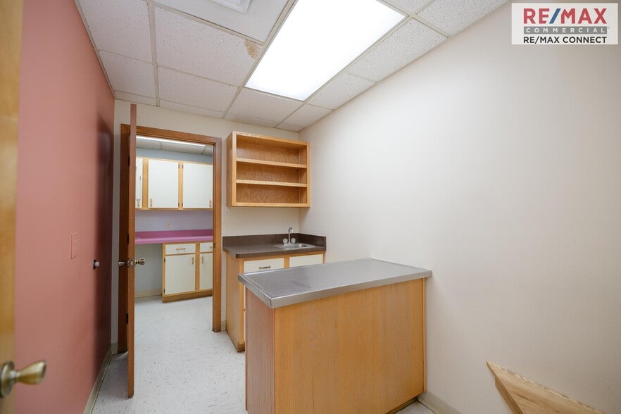 More Photos Of 3440 Hampton Hwy, Yorktown Office For Lease