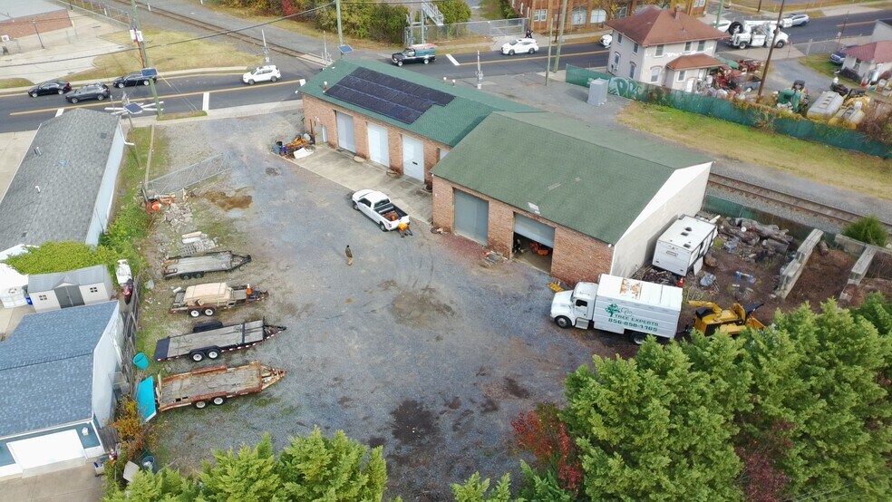 Primary Photo Of 750 Market st, Gloucester City Warehouse For Sale