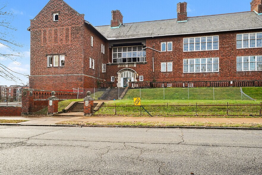 More Photos Of 4908 Cote Brilliante Ave, Saint Louis Specialty For Sale