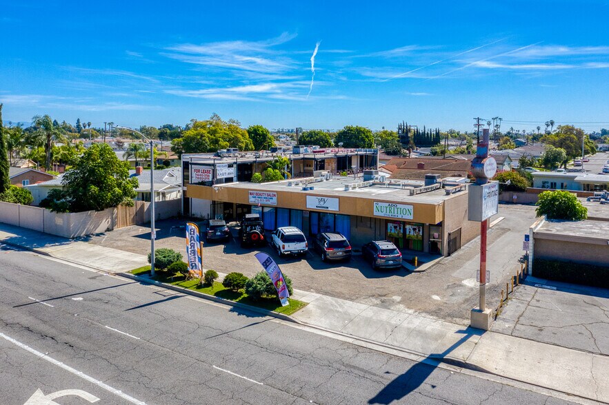 More Photos Of 2000-2010 W Lincoln Ave, Anaheim Freestanding For Sale