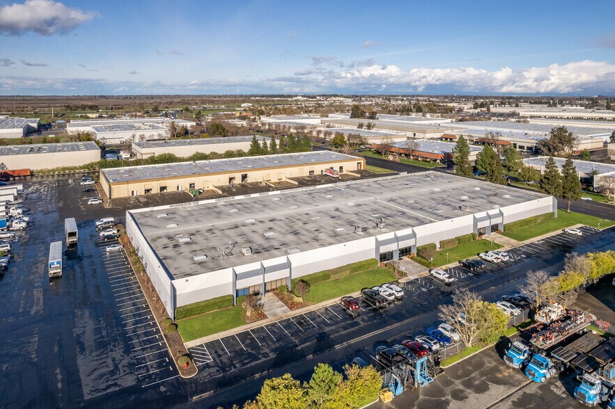 More Photos Of 1800-1810 Enterprise Blvd, West Sacramento Warehouse For Lease