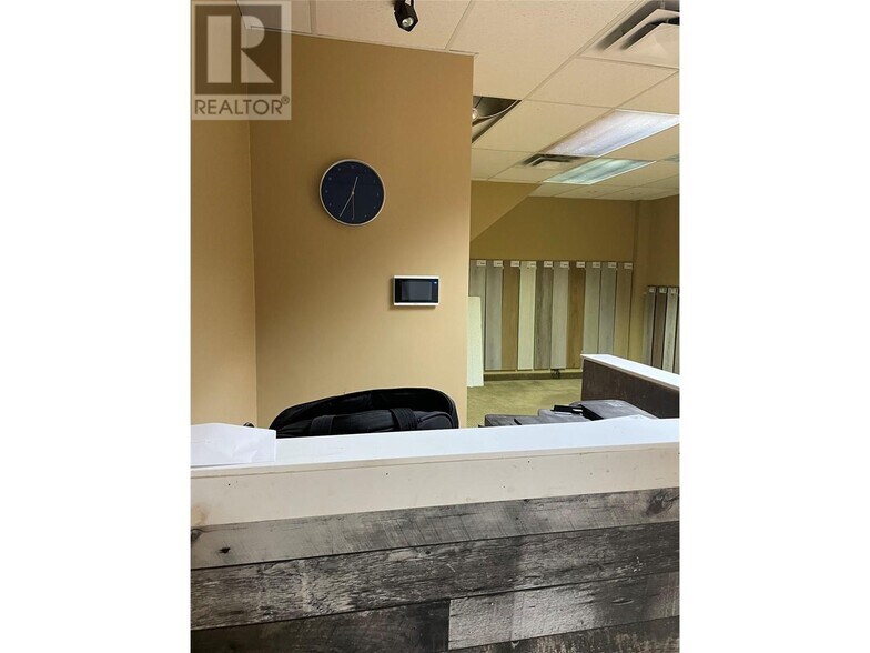 More Photos Of 1455 Ellis St, Kelowna Office Residential For Sale