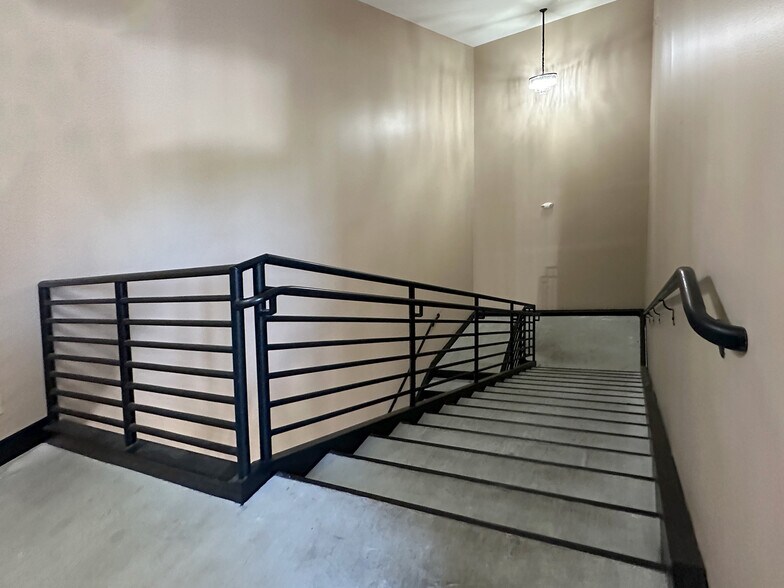 More Photos Of 2590 Freeway Blvd, Brooklyn Center Restaurant For Sale