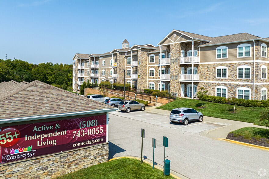 More Photos Of 13350 S Greenwood St, Olathe Apartments For Sale