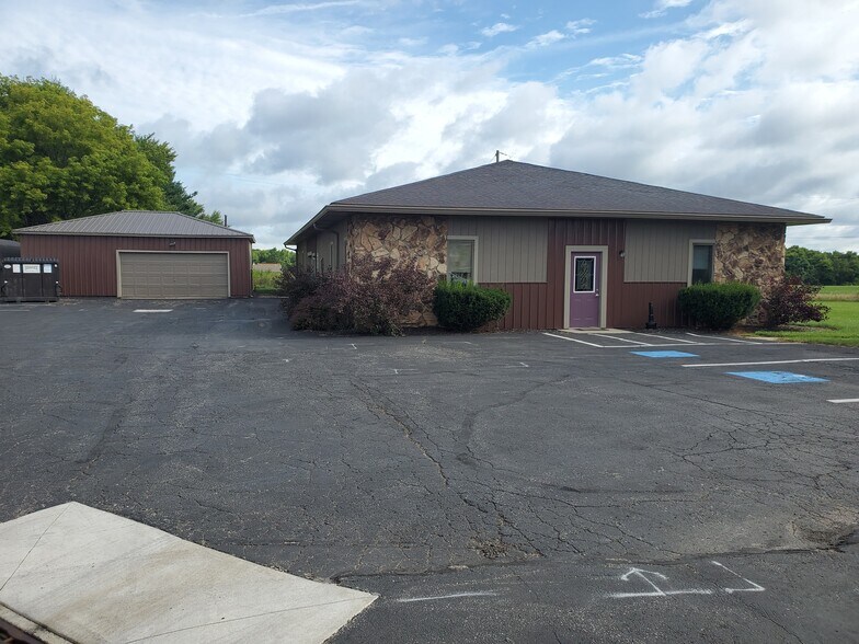 More Photos Of 1225 N Home Rd, Mansfield Medical For Lease