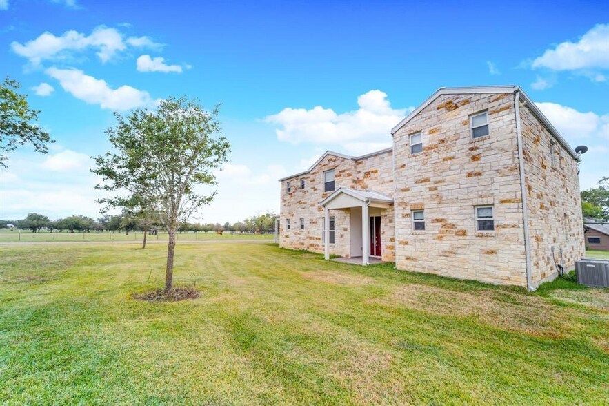 More Photos Of 303 Bobs Trl, Bastrop Land For Sale