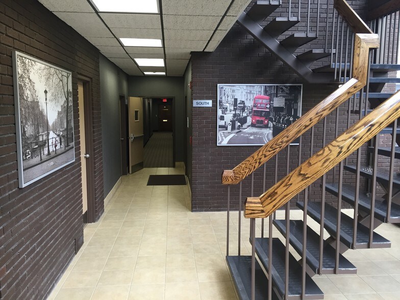 More Photos Of 34 Jerome Ave, Bloomfield Medical For Lease