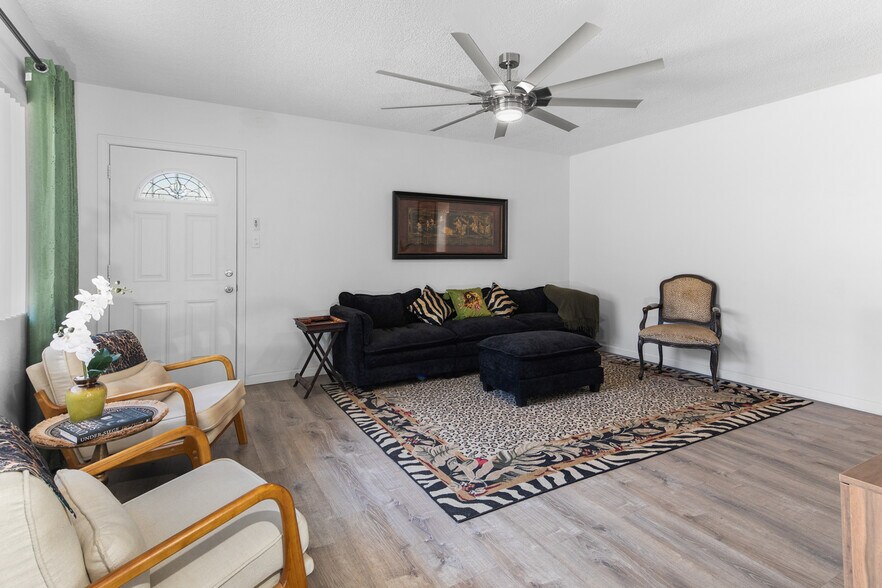 More Photos Of 8620-8624 Watson St, Cypress Apartments For Sale