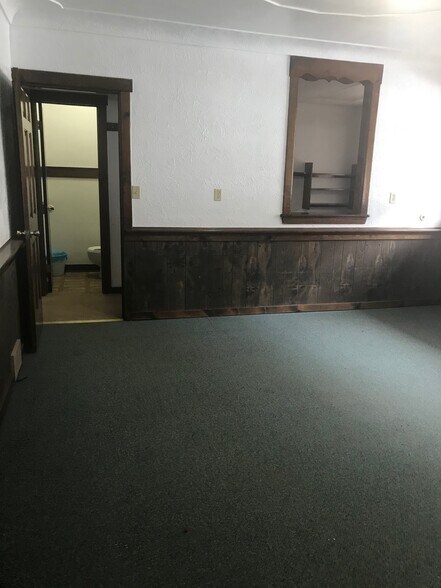 More Photos Of 1311 Boston Hollow Rd, McKeesport Storefront Retail Office For Lease